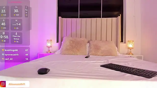 Snapshot of Aliison_Smith chatting on 12-14-25, 04:18 Aliison Smith online show from 12-14-25, 04:18