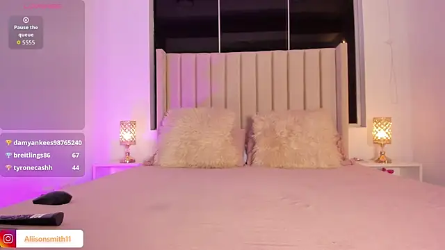 Snapshot of Aliison_Smith chatting on 12-18-25, 03:12 Aliison Smith online show from 12-18-25, 03:12