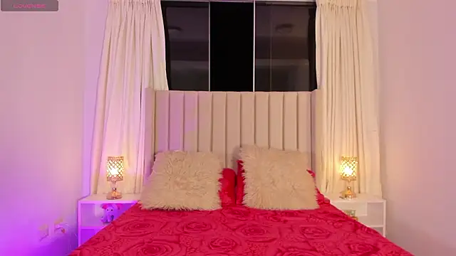 Aliison Smith online show from 03-08-26, 04:16