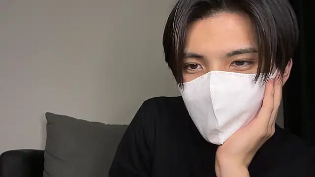 Snapshot of Lio_kun chatting on 01-02-25, 12:13 Lio kun online show from 01-02-25, 12:13