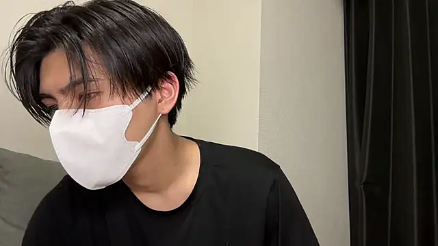 Snapshot of Lio_kun chatting on 02-19-25, 12:00 Lio kun online show from 02-19-25, 12:00