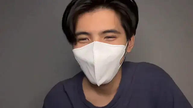 Snapshot of Lio_kun chatting on 11-08-25, 01:11 Lio kun online show from 11-08-25, 01:11