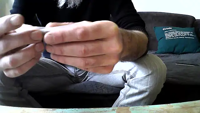 Snapshot of Kingsscepter chatting on 01-21-25, 10:08 Kingsscepter online show from 01-21-25, 10:08