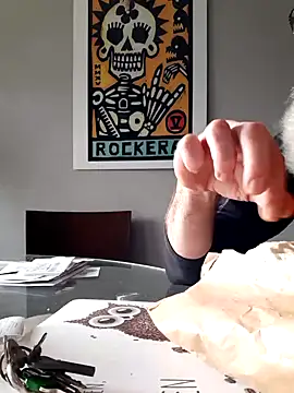 Snapshot of Kingsscepter chatting on 01-22-25, 12:27 Kingsscepter online show from 01-22-25, 12:27