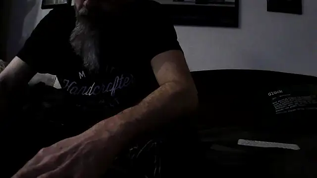 Snapshot of Kingsscepter chatting on 01-23-25, 06:24 Kingsscepter online show from 01-23-25, 06:24