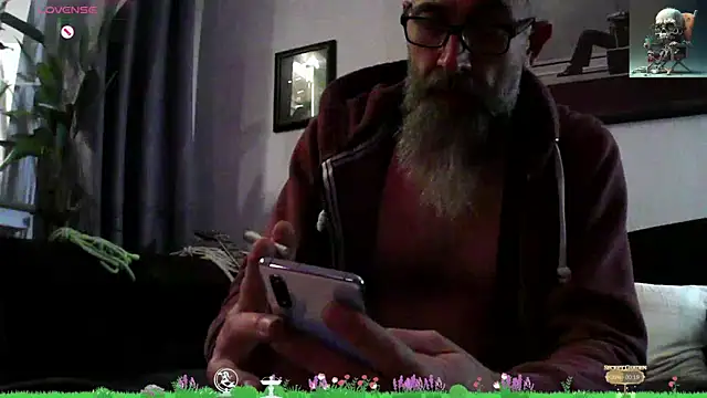 Snapshot of Kingsscepter chatting on 01-31-25, 09:16 Kingsscepter online show from 01-31-25, 09:16