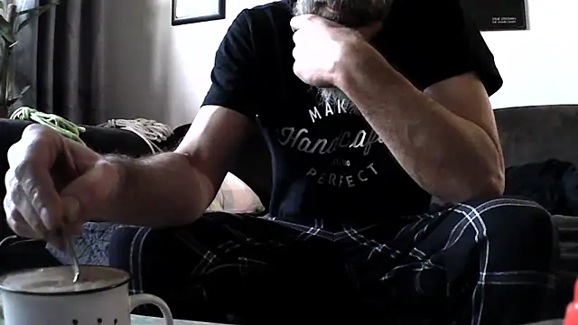 Snapshot of Kingsscepter chatting on 02-03-25, 03:59 Kingsscepter online show from 02-03-25, 03:59