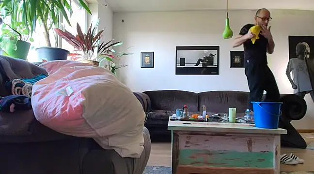 Snapshot of Kingsscepter chatting on 02-08-25, 02:49 Kingsscepter online show from 02-08-25, 02:49