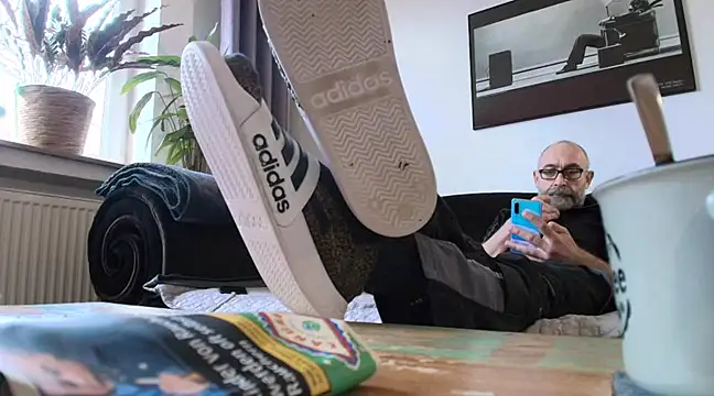 Snapshot of Kingsscepter chatting on 02-10-25, 02:26 Kingsscepter online show from 02-10-25, 02:26