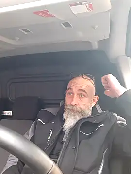 Snapshot of Kingsscepter chatting on 02-19-25, 02:55 Kingsscepter online show from 02-19-25, 02:55