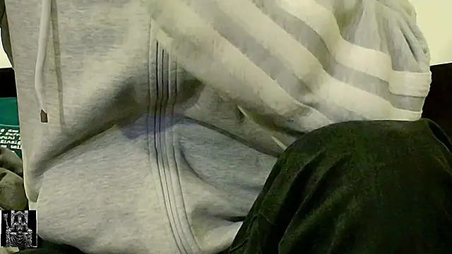 Snapshot of Kingsscepter chatting on 03-04-25, 09:43 Kingsscepter online show from 03-04-25, 09:43