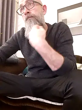 Snapshot of Kingsscepter chatting on 03-11-25, 05:46 Kingsscepter online show from 03-11-25, 05:46