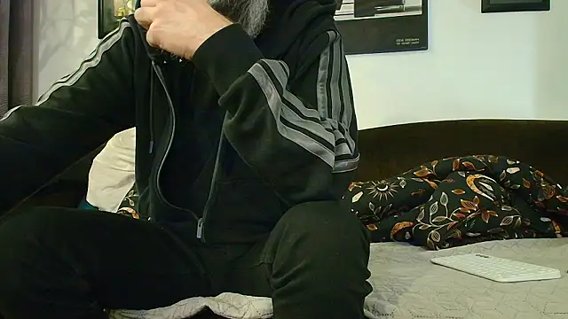 Snapshot of Kingsscepter chatting on 02-05-26, 05:17 Kingsscepter online show from 02-05-26, 05:17