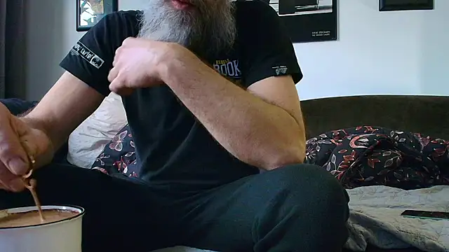 Snapshot of Kingsscepter chatting on 02-06-26, 04:21 Kingsscepter online show from 02-06-26, 04:21