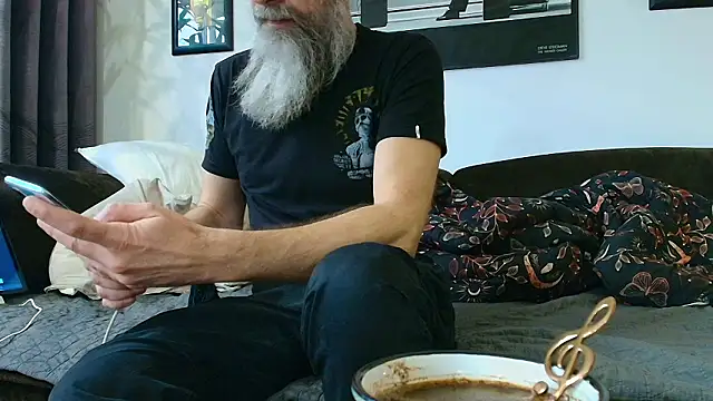 Snapshot of Kingsscepter chatting on 02-11-26, 04:23 Kingsscepter online show from 02-11-26, 04:23