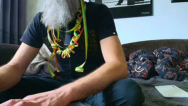 Snapshot of Kingsscepter chatting on 02-12-26, 11:38 Kingsscepter online show from 02-12-26, 11:38