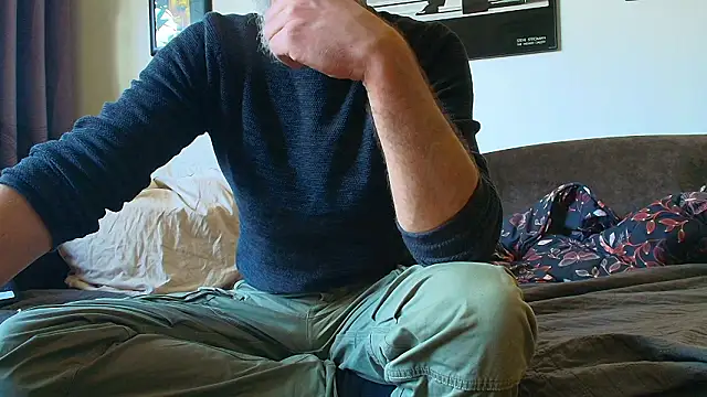 Snapshot of Kingsscepter chatting on 02-15-26, 01:09 Kingsscepter online show from 02-15-26, 01:09