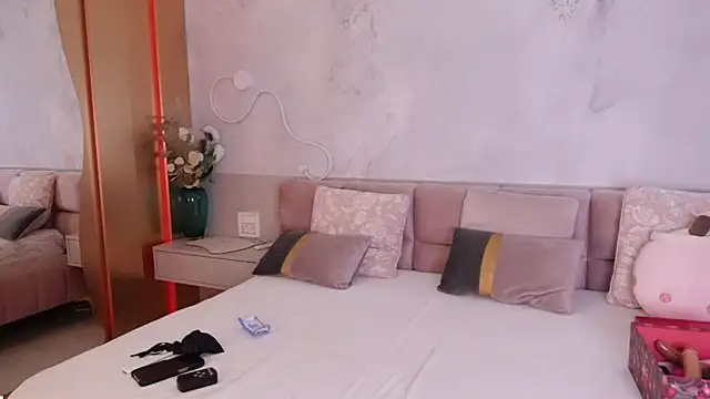 JullyBlair online show from 03-13-25, 05:00