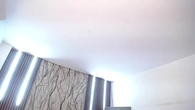 MartinaGuzmann online show from 02-14-25, 07:38