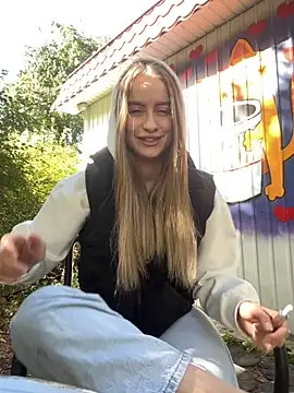 alexa glory online show from 09-25-25, 09:57