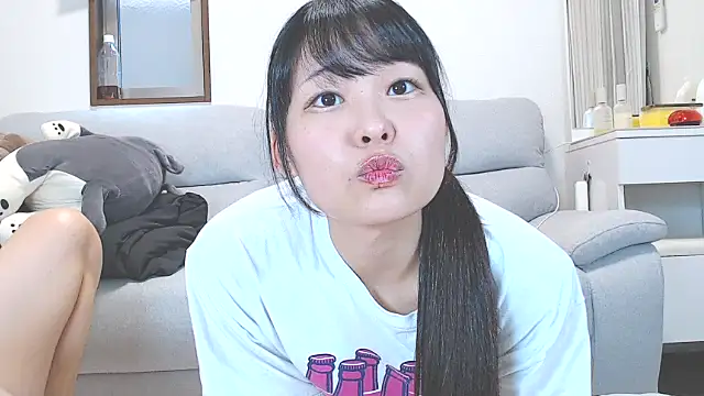 Snapshot of nmnk_CH chatting on 10-11-25, 01:38 nmnk CH online show from 10-11-25, 01:38