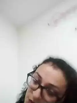 Snapshot of Selenecollins chatting on 01-06-25, 11:29 Selenecollins online show from 01-06-25, 11:29