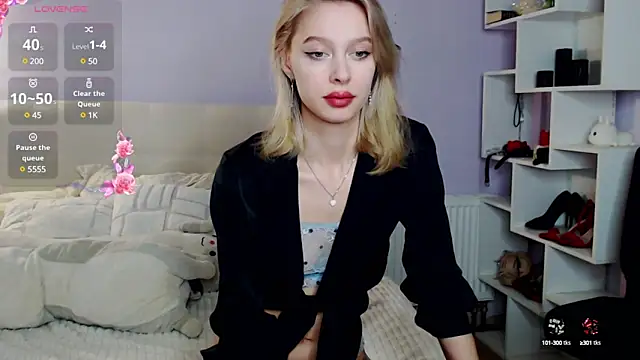 White Lioness online show from 12-02-24, 03:25