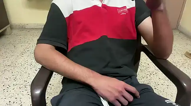 Snapshot of rahul_4u chatting on 03-14-25, 09:54 rahul 4u online show from 03-14-25, 09:54