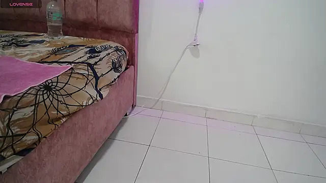 Snapshot of AMBER_LOVE22 chatting on 12-14-24, 07:03 AMBER LOVE22 online show from 12-14-24, 07:03