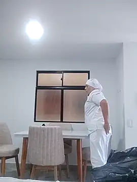  Prinscarlet  online show from 10-05-25, 05:00