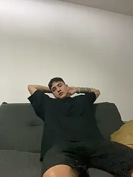 LCarreraa online show from 02-02-25, 04:48