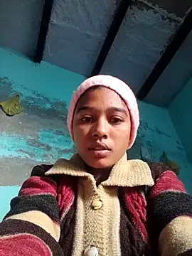 Snapshot of Surajpuja79 chatting on 12-04-25, 02:43 Surajpuja79 online show from 12-04-25, 02:43