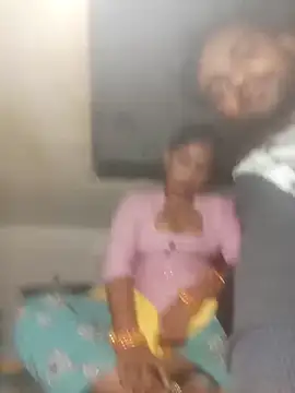 Snapshot of Surajpuja79 chatting on 02-08-26, 03:37 Surajpuja79 online show from 02-08-26, 03:37