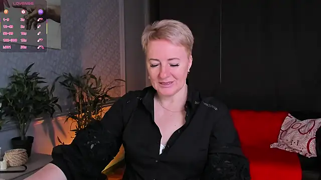 Nika Smit online show from 06-13-26, 05:05