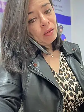 NATHALIA-28  online show from 10-25-25, 12:23