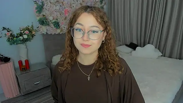 SereneFlame online show from 09-20-25, 04:19