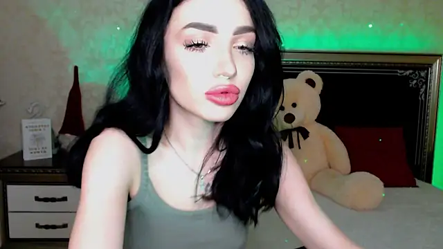 NancyLovee  online show from 01-23-25, 08:56