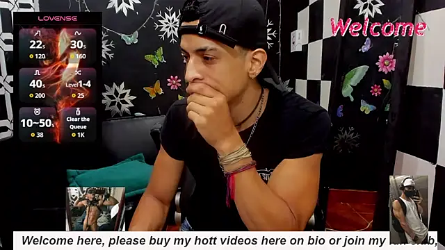 Snapshot of MikeRose94 chatting on 09-27-25, 03:50 MikeRose94 online show from 09-27-25, 03:50