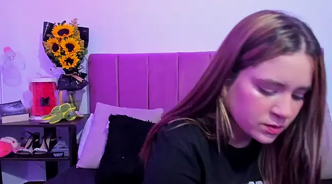 EmmyGray online show from 12-10-24, 03:30