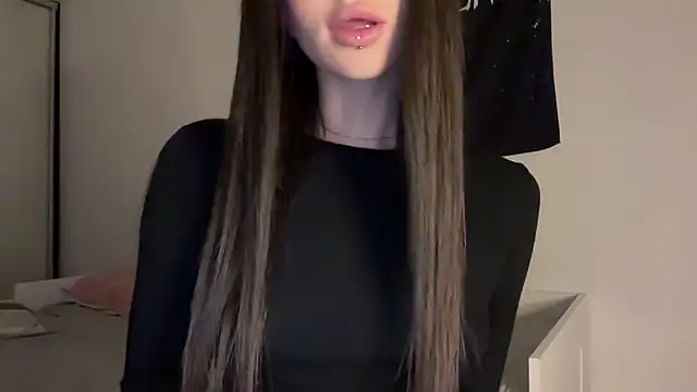 ur molly online show from 09-19-25, 01:56