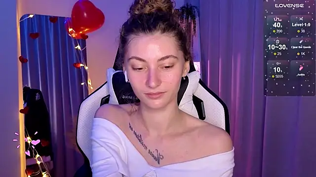 lady curls online show from 02-24-25, 11:19