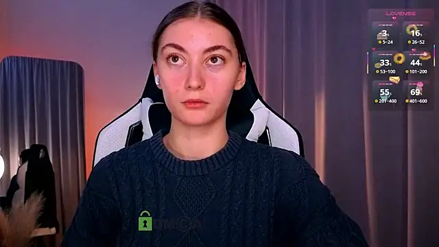 lady curls online show from 11-21-25, 09:46