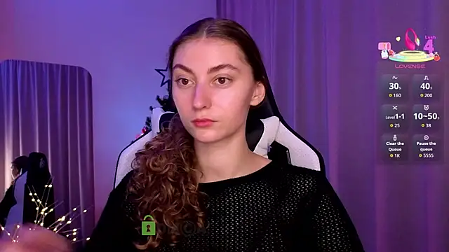 lady curls online show from 12-14-25, 08:57