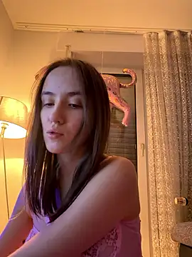 Snapshot of EmilyWi_ chatting on 01-18-26, 07:06 EmilyWi online show from 01-18-26, 07:06