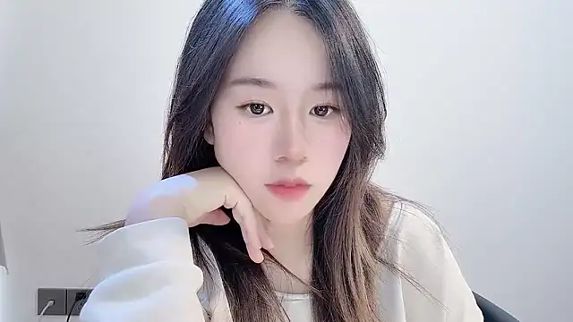 Snapshot of chloe-01 chatting on 11-27-25, 03:08 chloe-01 online show from 11-27-25, 03:08