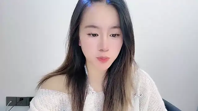 Snapshot of chloe-01 chatting on 12-22-25, 12:13 chloe-01 online show from 12-22-25, 12:13