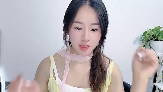 Snapshot of chloe-01 chatting on 01-10-26, 05:42 chloe-01 online show from 01-10-26, 05:42