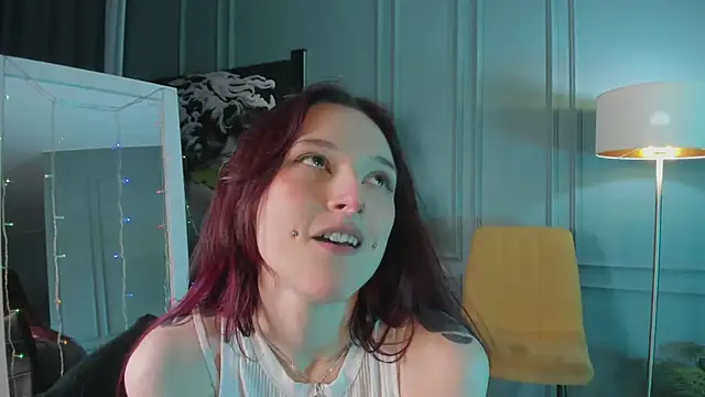 J Hunter  online show from 12-22-24, 01:00