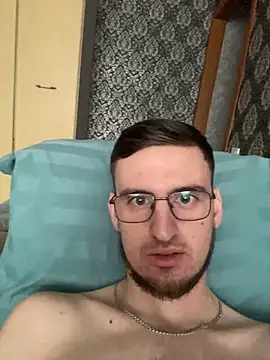 GrahamSouth online show from 12-29-24, 04:05