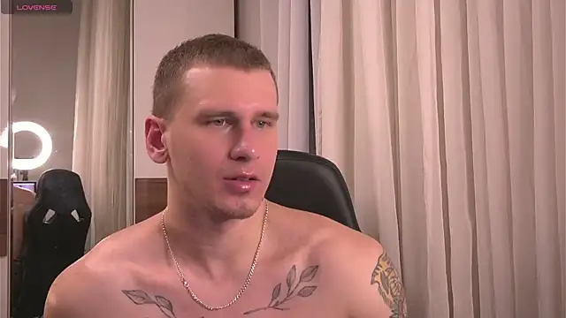 Snapshot of vance_rulez chatting on 11-26-25, 05:30 vance rulez online show from 11-26-25, 05:30